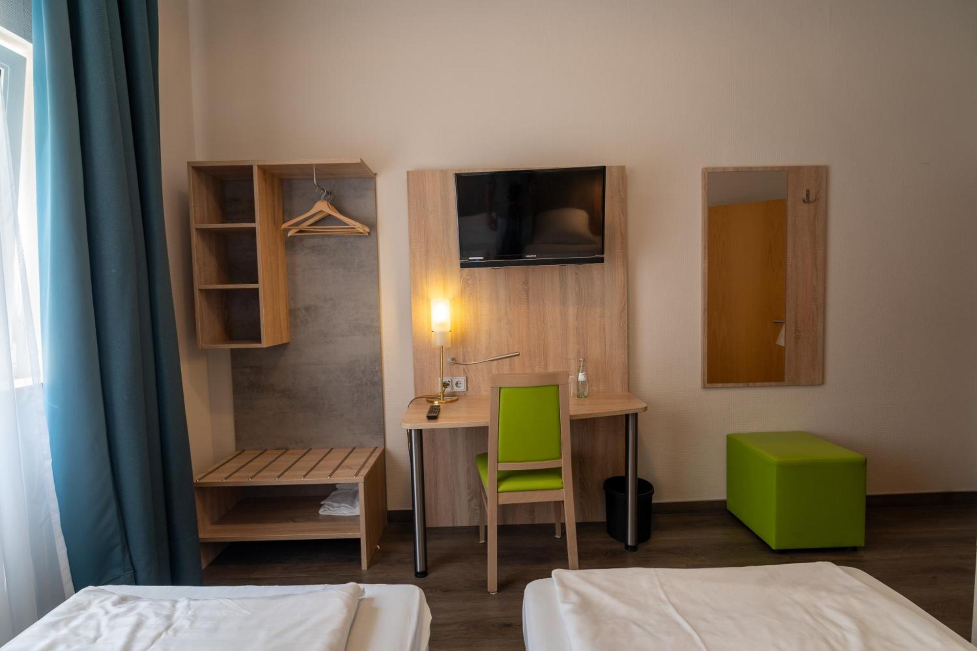 Airport Businesshotel 3*